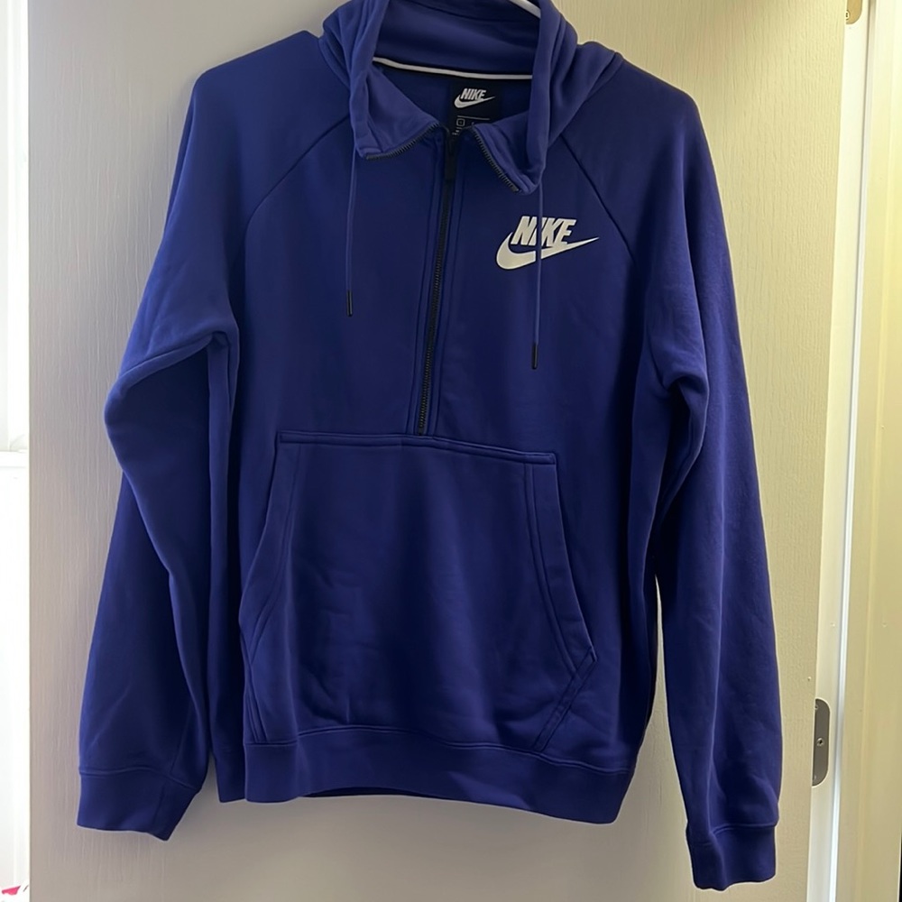 Nike Sweater